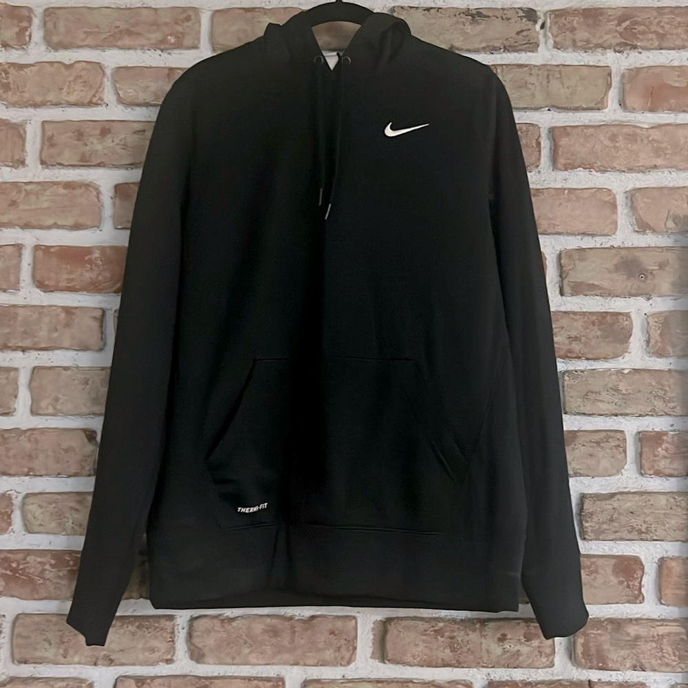Nike hooded sweater Therma fit size L.  EUC